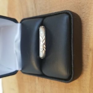 Vintage 925 Sterling Silver Etched Band